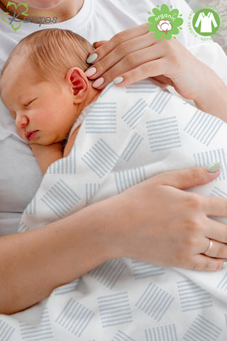 Charming Patterns' 2 layer organic muslin blanket : Lines Charming Patterns' 2 layer organic muslin blanket : Lines