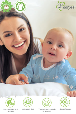 Kaarpas organic cotton 2 piece baby PJ set with bright star and moon - Sky blue Kaarpas organic cotton 2 piece baby PJ set with bright star and moon - Sky blue