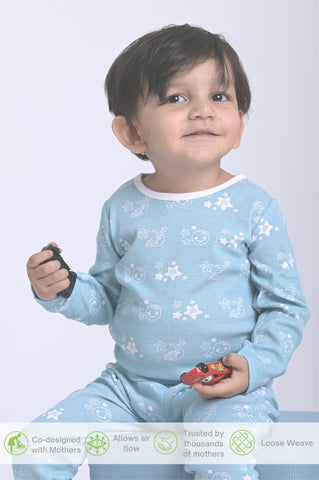 Kaarpas organic cotton 2 piece baby PJ set with bright star and moon - Sky blue Kaarpas organic cotton 2 piece baby PJ set with bright star and moon - Sky blue