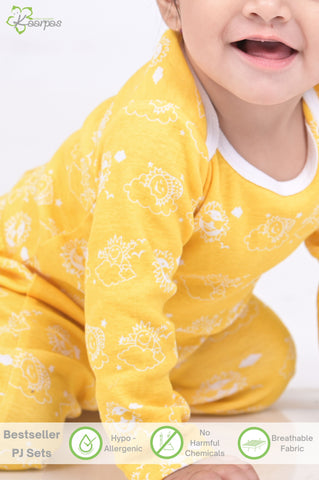Kaarpsas organic cotton 2 piece baby PJ set with mighty sun - Yellow Kaarpsas organic cotton 2 piece baby PJ set with mighty sun - Yellow